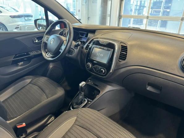 Renault Kaptur I с пробегом 2017 года, цена 1 179 000 рублей, 194742 км, внедорожник, Автокод Объявления