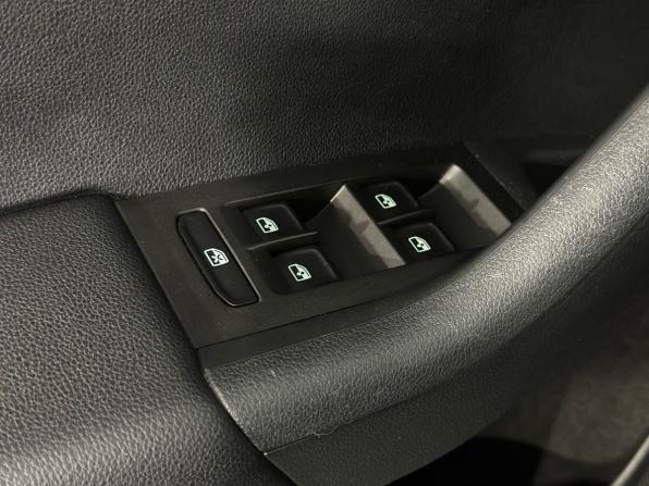 Skoda Octavia III (A7) Рестайлинг с пробегом 2017 года, цена 1 419 900 рублей, 173814 км, лифтбек, Автокод Объявления
