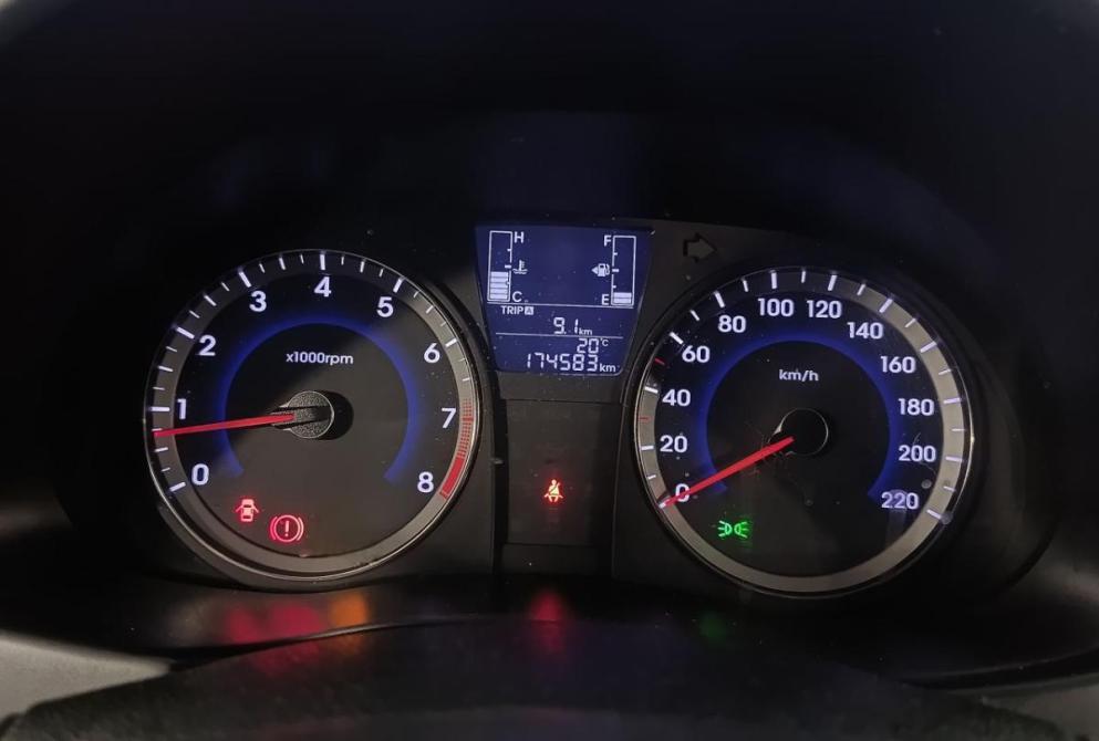 Hyundai Solaris I Волгоград  - изображение 12
