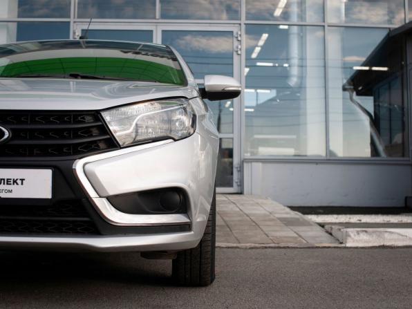 Lada (ВАЗ) Vesta I с пробегом 2021 года, цена 1 100 000 рублей, 53899 км, седан, Автокод Объявления