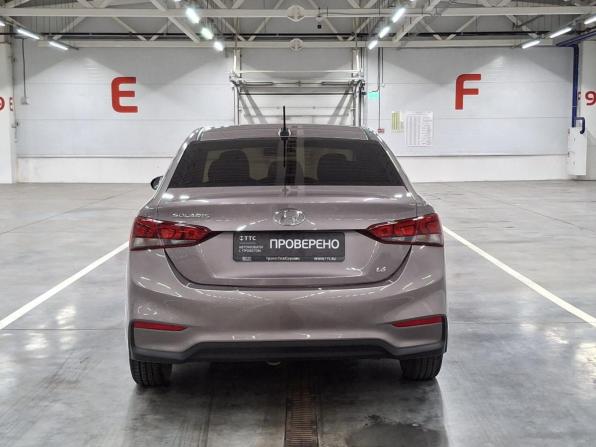 Hyundai Solaris II с пробегом 2018 года, цена 1 549 000 рублей, 51089 км, седан, Автокод Объявления