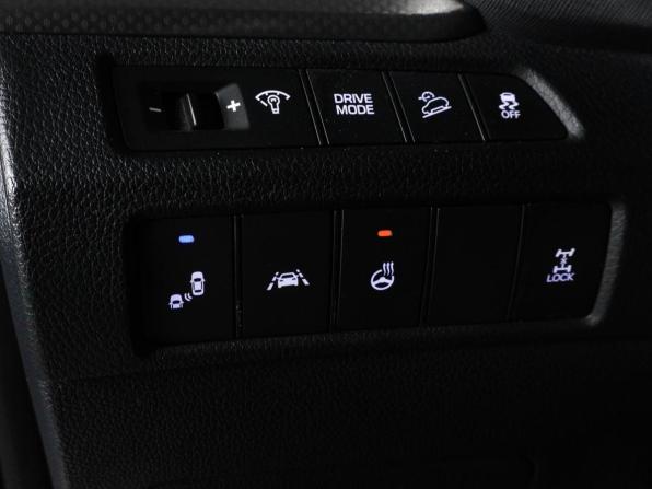 Hyundai Santa Fe III Рестайлинг с пробегом 2016 года, цена 2 589 000 рублей, 231069 км, внедорожник, Автокод Объявления