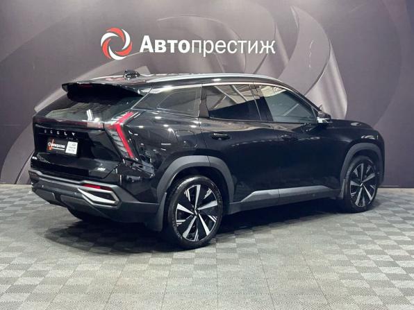 Geely Atlas II с пробегом 2024 года, цена 3 100 000 рублей, 36459 км, внедорожник, Автокод Объявления