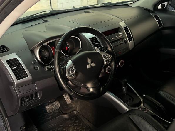 Mitsubishi Outlander II с пробегом 2008 года, цена 830 000 рублей, 183885 км, внедорожник, Автокод Объявления