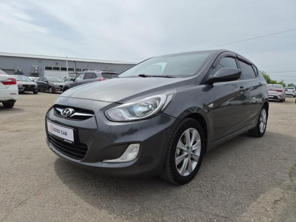 Hyundai Solaris I с пробегом 2012 года, цена 670 000 рублей, 162276 км, седан, Автокод Объявления
