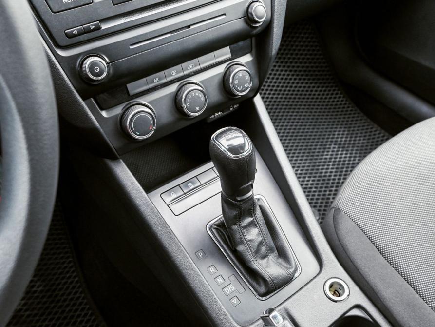 Skoda Octavia III (A7) Екатеринбург  - изображение 10