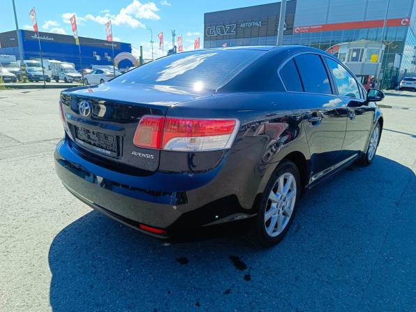 Toyota Avensis III с пробегом 2011 года, цена 892 000 рублей, 353634 км, седан, Автокод Объявления