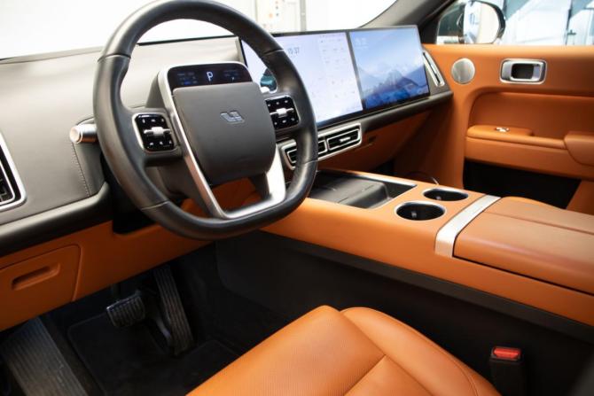 Li Auto (Lixiang) L7 I с пробегом 2023 года, цена 5 998 000 рублей, 29000 км, внедорожник, Автокод Объявления