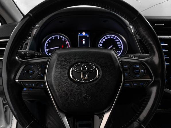 Toyota Camry VIII (XV70) с пробегом 2019 года, цена 2 360 000 рублей, 118650 км, седан, Автокод Объявления