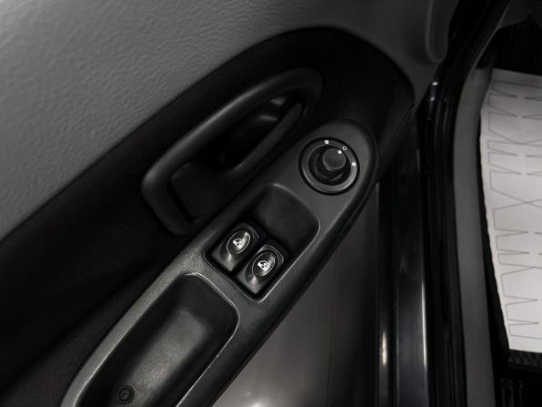 Renault Symbol I Рестайлинг 2 с пробегом 2007 года, цена 470 000 рублей, 134443 км, седан, Автокод Объявления