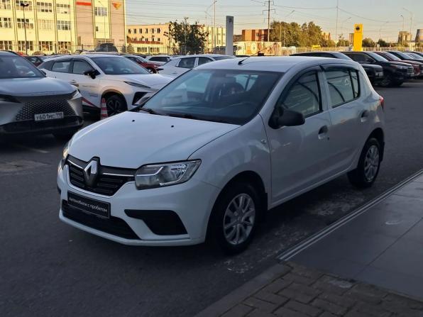 Renault Sandero II Рестайлинг с пробегом 2020 года, цена 880 000 рублей, 124855 км, хэтчбек, Автокод Объявления