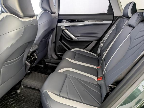 Geely Atlas II с пробегом 2024 года, цена 2 950 000 рублей, 40490 км, внедорожник, Автокод Объявления