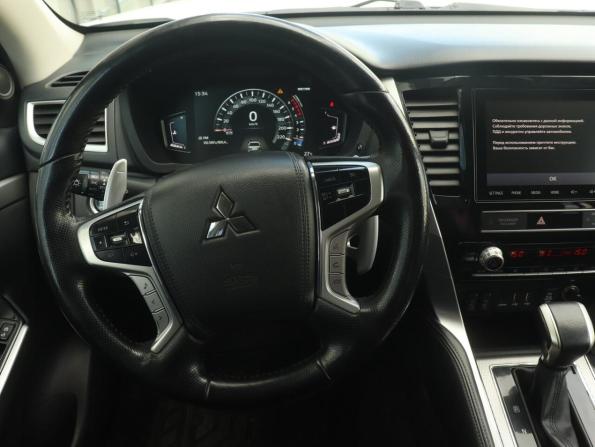 Mitsubishi Pajero Sport III Рестайлинг с пробегом 2022 года, цена 3 290 000 рублей, 198593 км, внедорожник, Автокод Объявления