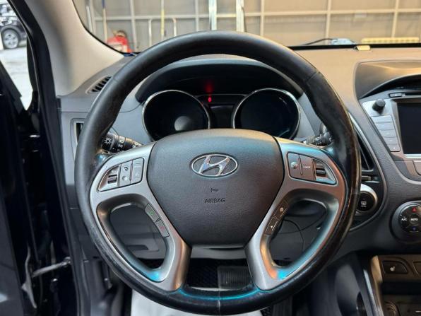 Hyundai ix35 I Рестайлинг с пробегом 2015 года, цена 1 497 000 рублей, 180524 км, внедорожник, Автокод Объявления