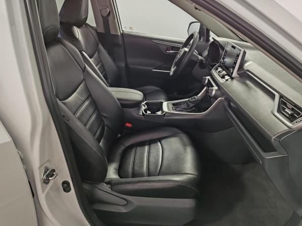 Toyota RAV4 V (XA50) с пробегом 2021 года, цена 3 499 000 рублей, 59575 км, внедорожник, Автокод Объявления