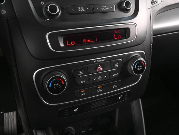 Kia Sorento II Рестайлинг с пробегом 2013 года, цена 1 559 000 рублей, 115158 км, внедорожник, Автокод Объявления