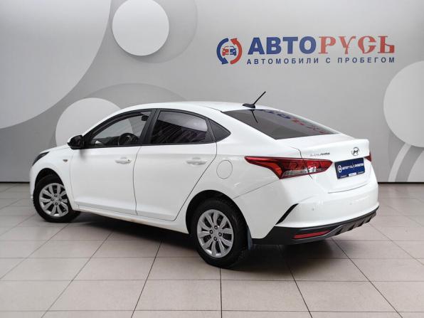 Hyundai Solaris II Рестайлинг с пробегом 2020 года, цена 1 579 000 рублей, 57000 км, седан, Автокод Объявления