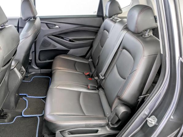 Chevrolet Orlando II с пробегом 2022 года, цена 1 950 000 рублей, 46430 км, компактвэн, Автокод Объявления