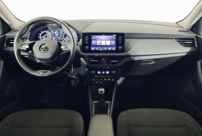 Skoda Rapid II с пробегом 2022 года, цена 2 030 000 рублей, 7115 км, лифтбек, Автокод Объявления