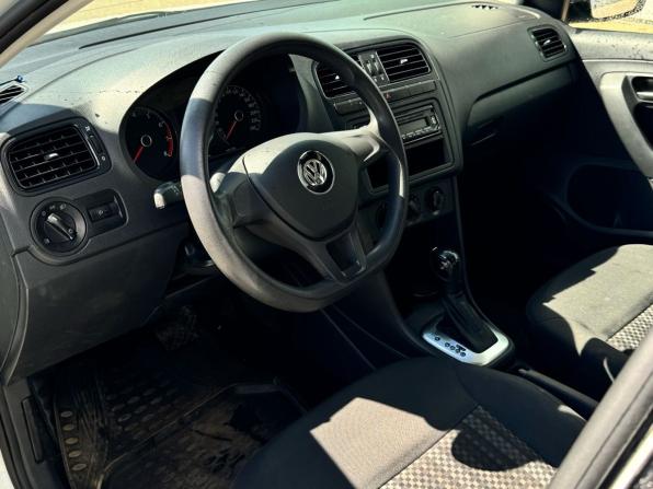 Volkswagen Polo V Рестайлинг с пробегом 2017 года, цена 1 050 000 рублей, 120000 км, седан, Автокод Объявления