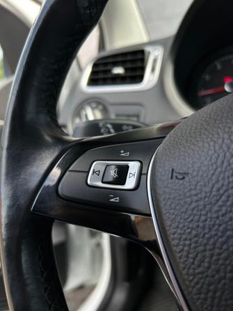 Volkswagen Polo V Рестайлинг с пробегом 2016 года, цена 1 130 000 рублей, 101621 км, седан, Автокод Объявления