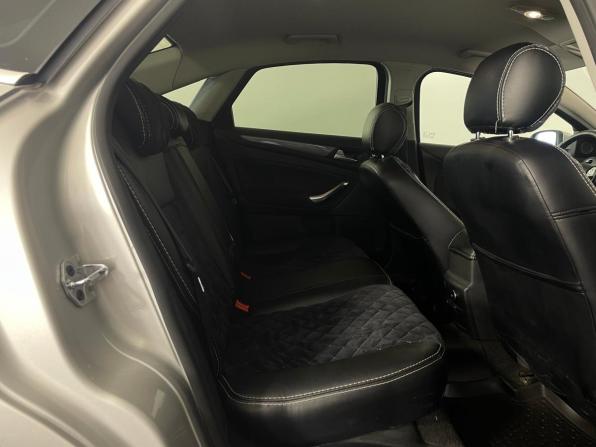 Ford Mondeo IV Рестайлинг с пробегом 2014 года, цена 895 000 рублей, 200232 км, седан, Автокод Объявления