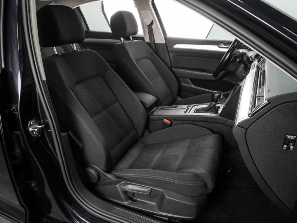 Volkswagen Passat B8 с пробегом 2017 года, цена 1 674 000 рублей, 193730 км, седан, Автокод Объявления