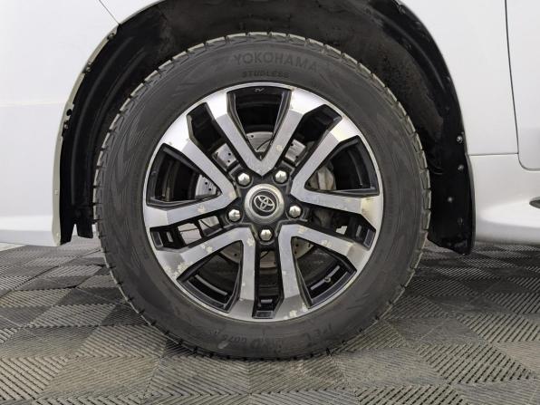 Toyota Land Cruiser 200 Series Рестайлинг 2 с пробегом 2015 года, цена 4 600 000 рублей, 204562 км, внедорожник, Автокод Объявления