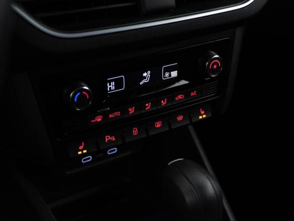 Volkswagen Polo VI с пробегом 2021 года, цена 2 089 444 рубля, 34205 км, лифтбек, Автокод Объявления