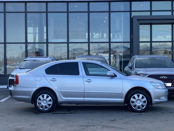 Skoda Octavia II (A5) Рестайлинг с пробегом 2013 года, цена 799 000 рублей, 217249 км, лифтбек, Автокод Объявления