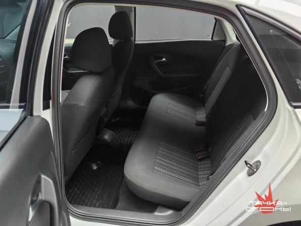 Volkswagen Polo V Рестайлинг с пробегом 2018 года, цена 978 000 рублей, 125000 км, седан, Автокод Объявления