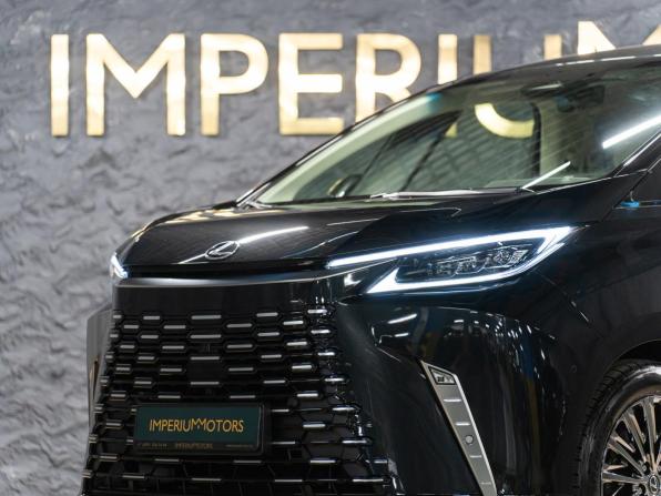 Новый Lexus LM II 2026 года, цена 17 290 000 рублей, минивэн, Автокод Объявления