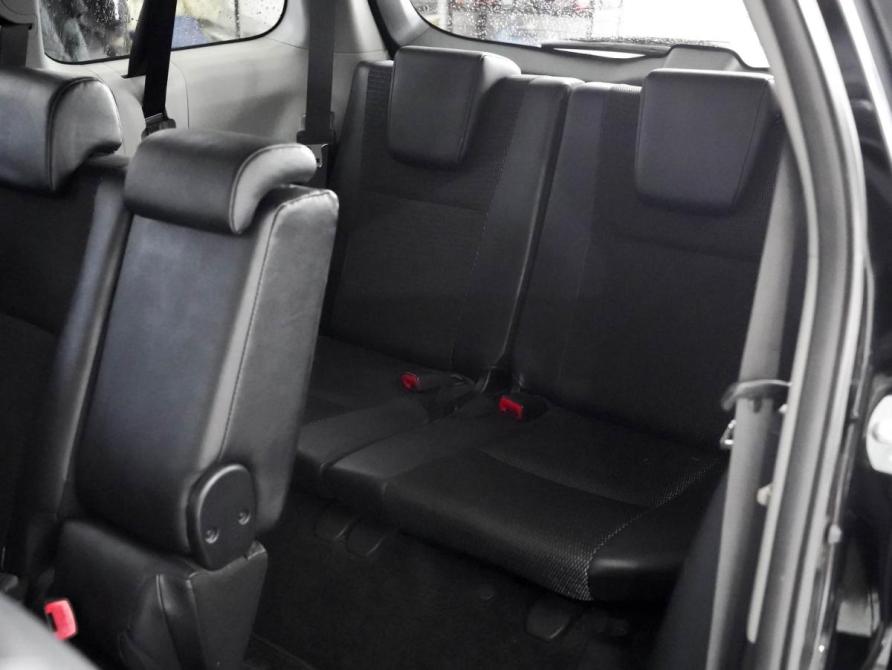 Toyota Wish II Рестайлинг Челябинск  - изображение 19