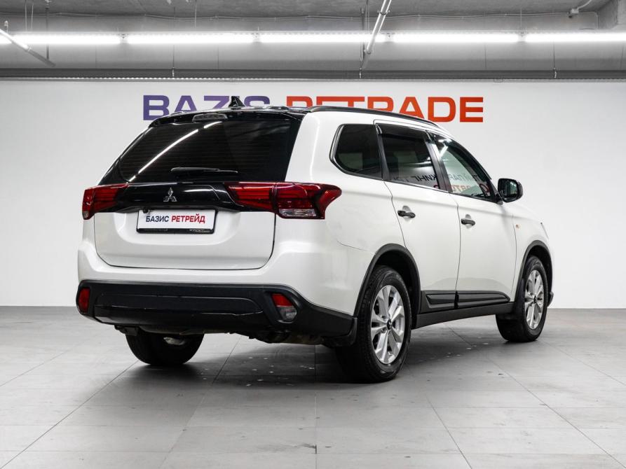 Mitsubishi Outlander III Рестайлинг 2 Тюмень  - изображение 6