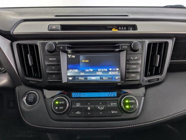 Toyota RAV4 IV (XA40) Рестайлинг с пробегом 2016 года, цена 2 750 000 рублей, 71352 км, внедорожник, Автокод Объявления