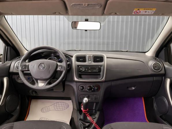 Renault Sandero II с пробегом 2015 года, цена 877 000 рублей, 118000 км, хэтчбек, Автокод Объявления