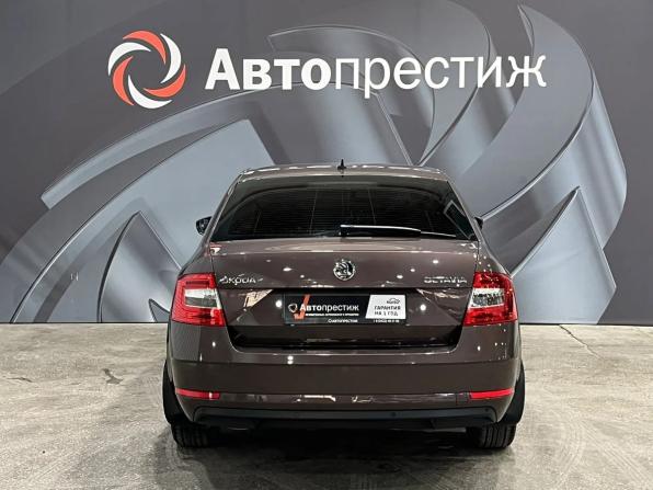 Skoda Octavia III (A7) Рестайлинг с пробегом 2019 года, цена 1 950 000 рублей, 114275 км, лифтбек, Автокод Объявления