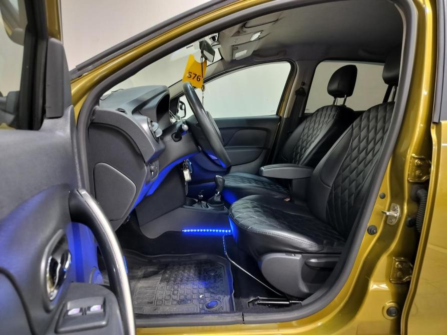 Renault Sandero II Санкт-Петербург  - изображение 17