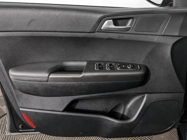 Kia Sportage IV Рестайлинг с пробегом 2021 года, цена 2 650 000 рублей, 90048 км, внедорожник, Автокод Объявления