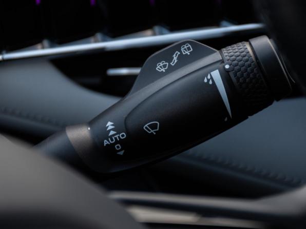 Geely Atlas II с пробегом 2024 года, цена 2 620 000 рублей, 49226 км, внедорожник, Автокод Объявления
