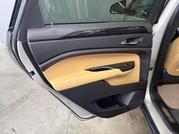Cadillac SRX II Рестайлинг с пробегом 2015 года, цена 1 597 000 рублей, 111476 км, внедорожник, Автокод Объявления