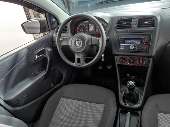 Volkswagen Polo V с пробегом 2014 года, цена 682 800 рублей, 402345 км, седан, Автокод Объявления