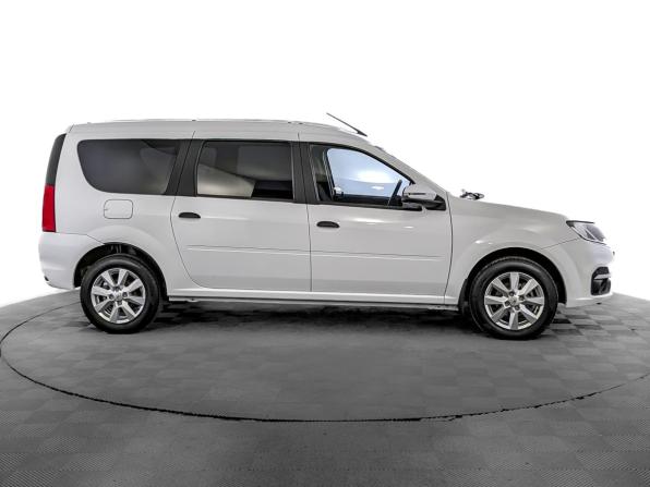 Lada (ВАЗ) Largus I Рестайлинг с пробегом 2024 года, цена 1 400 000 рублей, 29970 км, универсал, Автокод Объявления