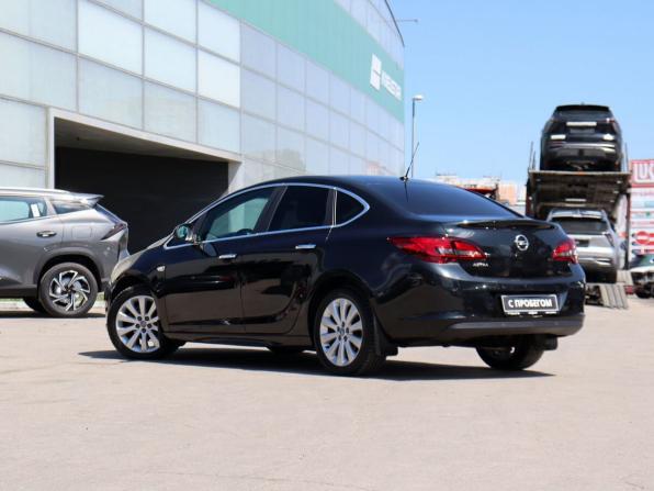 Opel Astra J Рестайлинг с пробегом 2013 года, цена 710 000 рублей, 266158 км, седан, Автокод Объявления