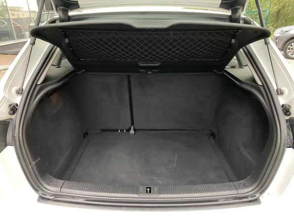Audi A3 II (8P) Рестайлинг 2 с пробегом 2012 года, цена 675 000 рублей, 221042 км, хэтчбек, Автокод Объявления