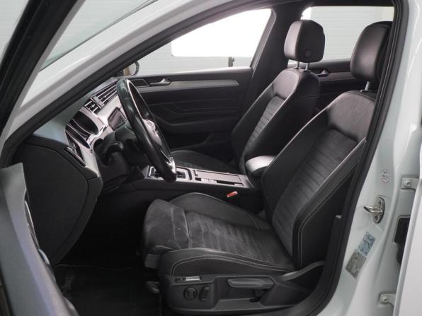 Volkswagen Passat B8 Рестайлинг с пробегом 2019 года, цена 2 699 000 рублей, 155256 км, универсал, Автокод Объявления
