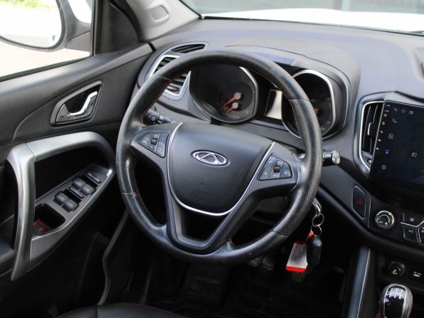 Chery Tiggo 5 I с пробегом 2015 года, цена 898 000 рублей, 110830 км, внедорожник, Автокод Объявления