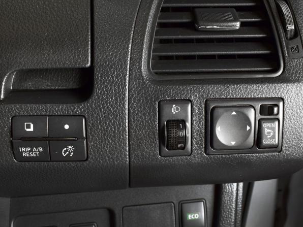 Nissan Serena IV (C26) с пробегом 2015 года, цена 1 299 995 рублей, 279997 км, минивэн, Автокод Объявления