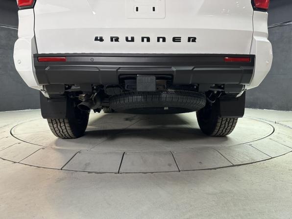 Новый Toyota 4Runner VI 2025 года, цена 9 290 000 рублей, внедорожник, Автокод Объявления