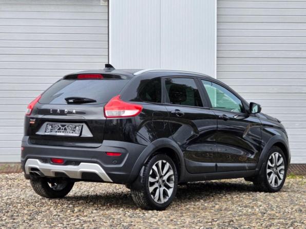 Lada (ВАЗ) XRAY I с пробегом 2018 года, цена 920 000 рублей, 110000 км, хэтчбек, Автокод Объявления